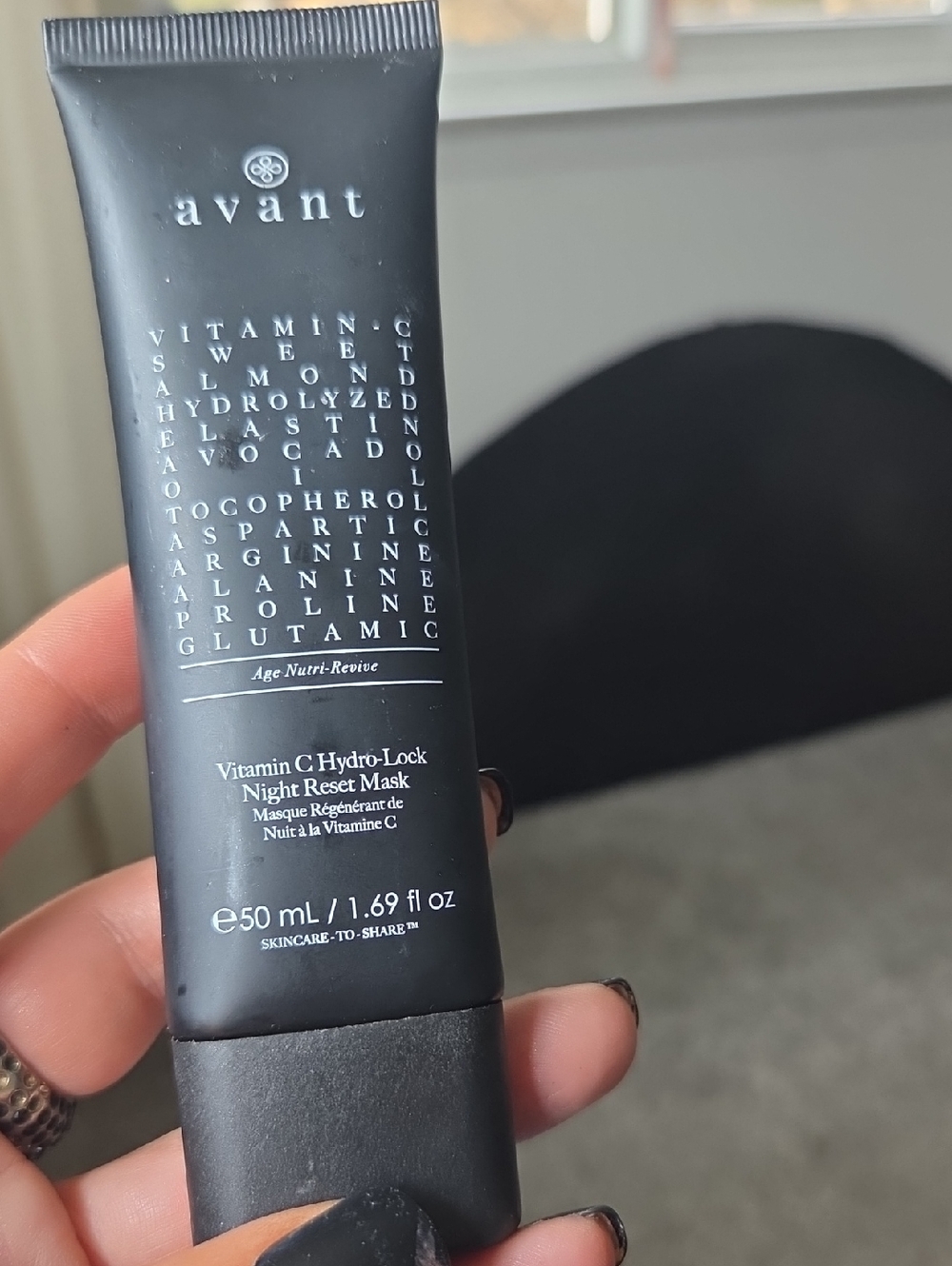 Avanti Black Vitamin C Hydro-Lock Night Reset Mask